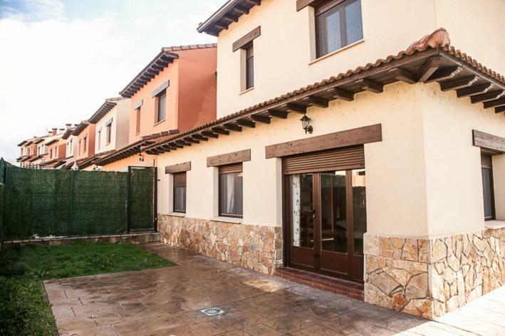 Apartamento el Palomar Ayllón Exterior foto